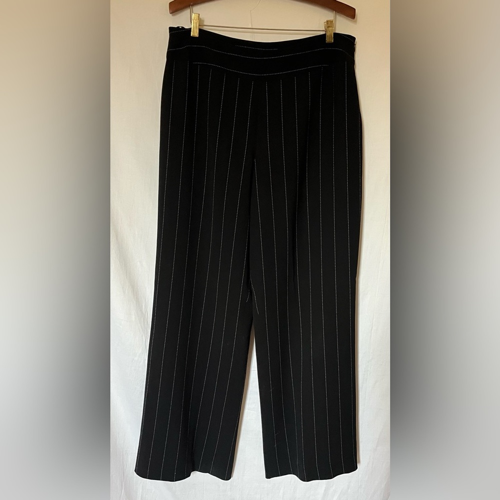 NWOT- Jones New York Classic Pinstriped Wide Leg Trouser Pants - Black - Sz 16
